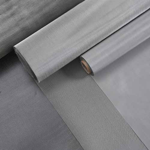 Using Stainless Steel Mesh for Automotive Grilles and Filters